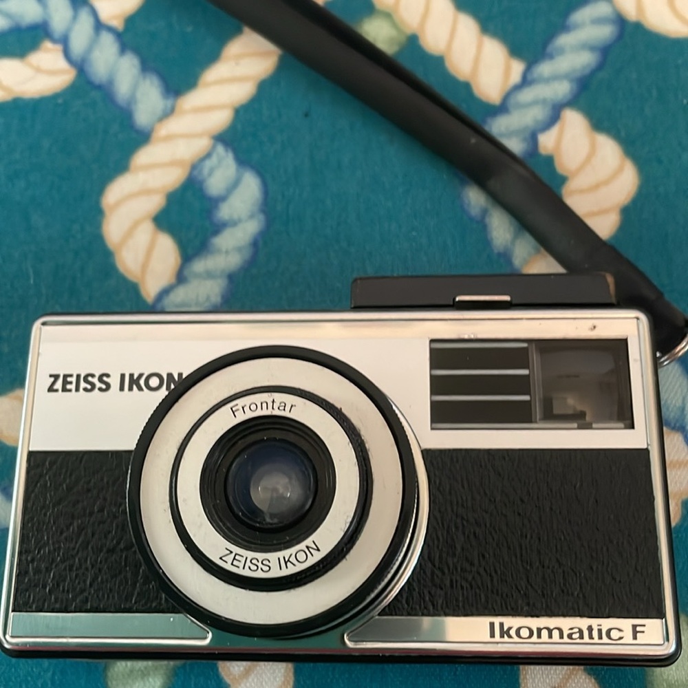 Zeiss Camera - Picture 4 of 4